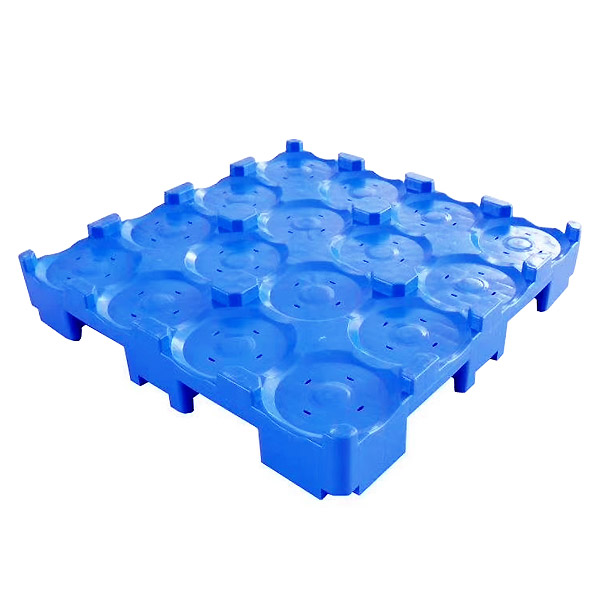 Vertical Stackable 5 Gallon Water Bottle Pallet